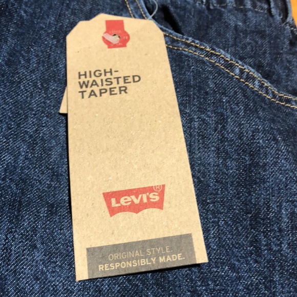 New Levi’s High Waisted Taper Jeans - Picture 6 of 13